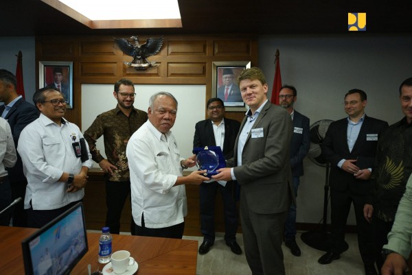 Kementerian PUPR Jajaki Kerja Sama Teknologi Jerman di Proyek IKN